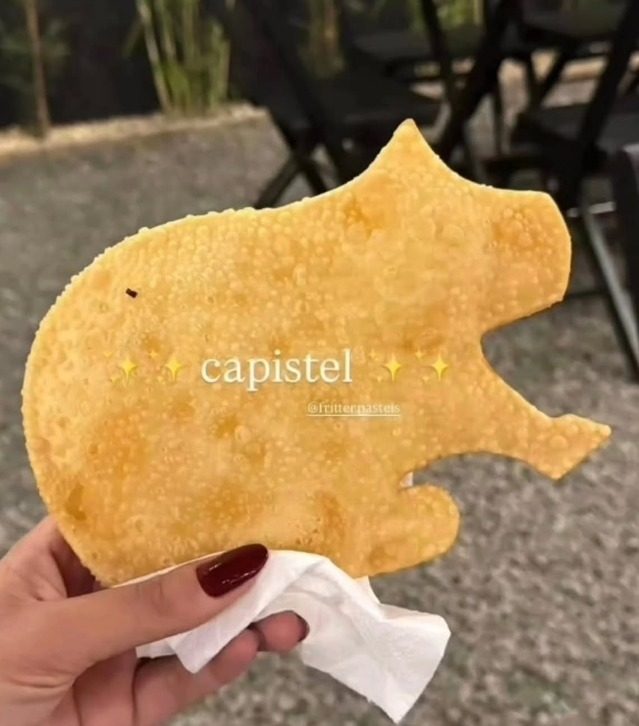 Pastel Especial em Formato de Capivara